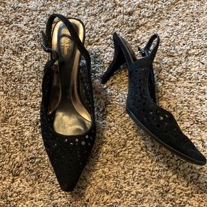 Calvin Klein Damaris Slingback pumps